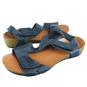 Sole Terra Women's  Strappy Black Leather Size‎ 39M Gently Used 2025